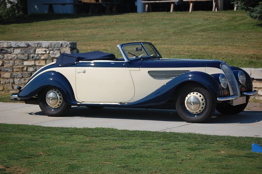  BMW 327/2 Sport Convertible 1953 года  (фото 17 из 17)